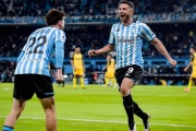 Racing goleó y aseguró su lugar en la próxima ronda