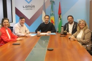 La UNDAV firmó convenio con la Municipalidad de Lanús