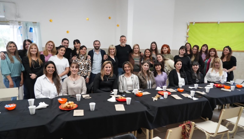 Diego Kravetz celebró el Día del Maestro con docentes del Distrito