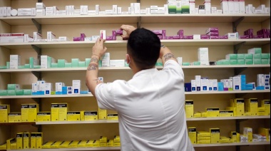 Kreplak: "En ninguna otra parte del mundo el precio de los medicamentos es libre"