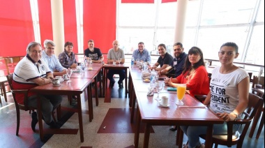 Grindetti desayunó con los concejales electos de Juntos
