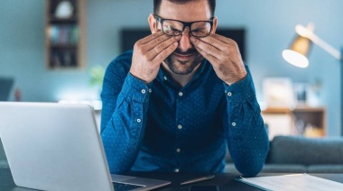 Síndrome de visión digital: así es la fatiga ocular causada por exceso de pantallas