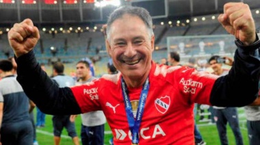 Ariel Holan: "Volvería a dirigir a Independiente"