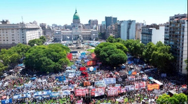 La CGT pidió a los legisladores que "miren al pueblo y no traicionen a los trabajadores"