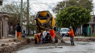 Avanza la obra de pavimentación de 30 cuadras y desagües del barrio Santa María - IAPI