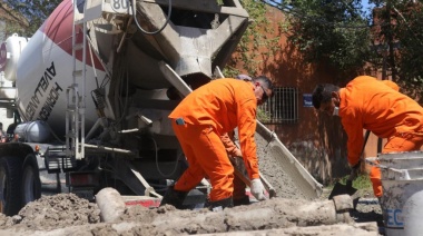 El Municipio de Lanús avanza en 7 frente de obras de pavimentos de hormigón