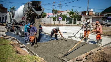 Avanza la pavimentación de más de 35 cuadras en Villa La Florida