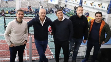 Grindetti con el Pupi Zanetti inauguraron centro recreativo en el Parque Piñeyro