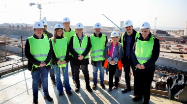 El gobernador Axel Kicillof supervisó los avances de la obra del Sistema Riachuelo en Dock Sud 