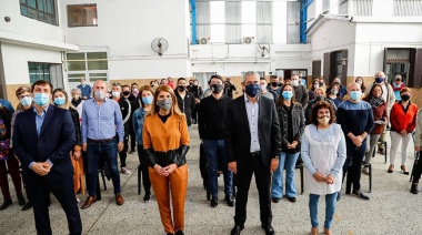 Jorge Ferraresi, Alejo Chornobroff y Magdalena Sierra inauguraron obras en la Primaria N° 55 