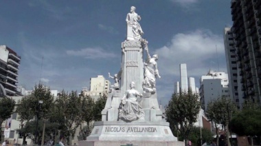 La historia del monumento de Nicolás Avellaneda en Plaza Alsina