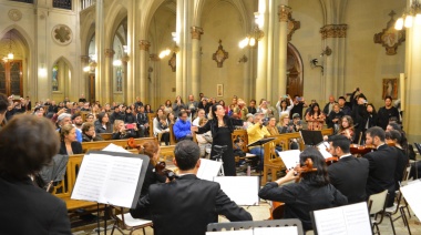 La Filarmónica Avellaneda UTN se presentó en la Parroquia San Agustín  