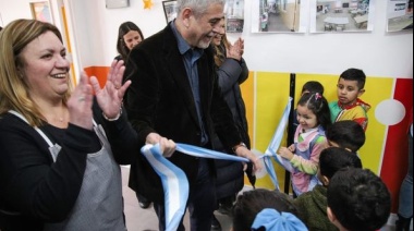 Ferraresi inauguró la renovación del jardín de infantes N°923 de Wilde