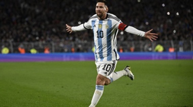 Con un golazo de tiro libre de Messi, Argentina le ganó 1-0 a Ecuador