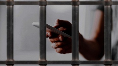 Diputados opositores piden prohibir que los presos usen teléfonos celulares