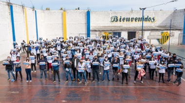 El Ateneo Cristina Conducción de Avellaneda realizó una nueva jornada de militancia en la localidad de Dock Sud