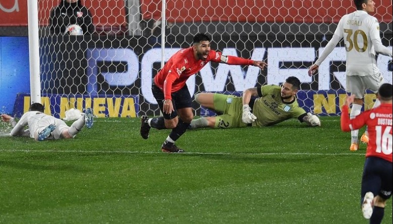 Independiente venció a Racing en el clásico de Avellaneda y es líder de ...
