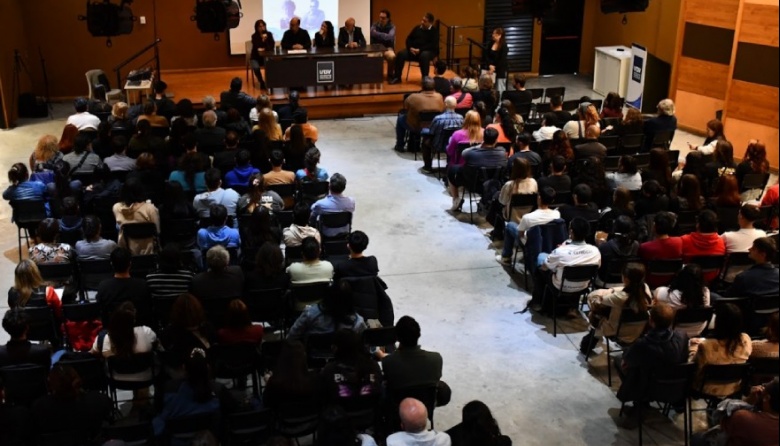 La UNDAV fue sede del Primer Encuentro de Pensamiento Nacional y ...