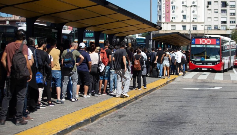 Refuerzan subsidios al transporte para evitar nuevos recortes en el AMBA