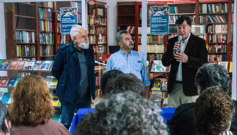 Inauguraron la librería Punto de Encuentro en la UNDAV