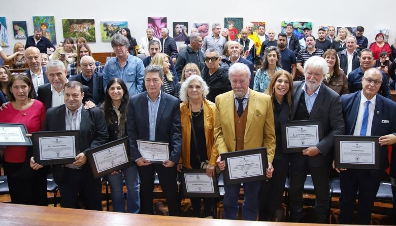 Daniel Carro: “La democracia se fortalece con diálogo y debate”