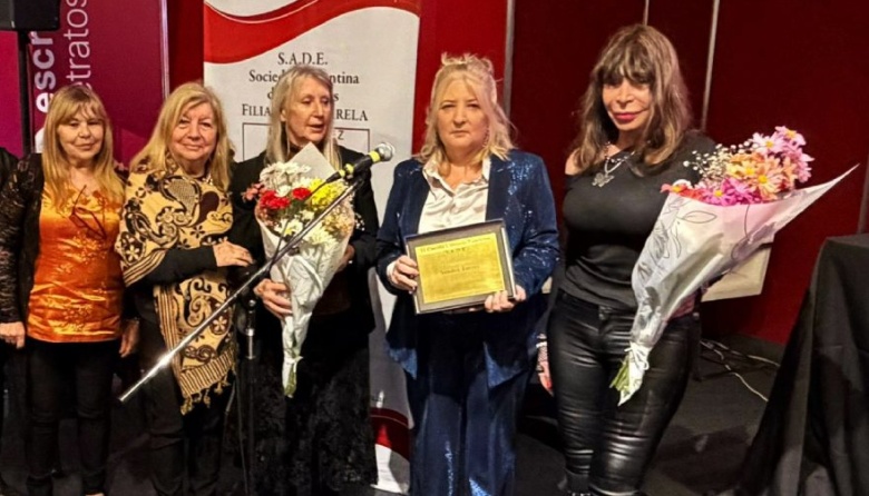 Sandra Torres fue distinguida en la Feria Internacional del Libro de Buenos Aires