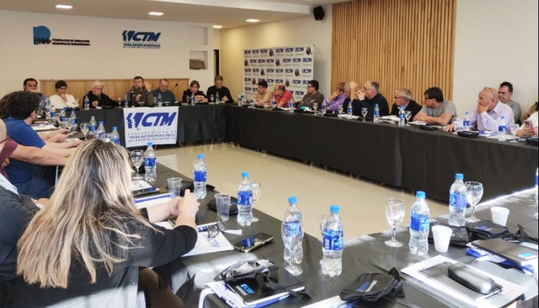 Hernán Doval encabezó en Avellaneda una reunión nacional de la Confederación de Trabajadores Municipales