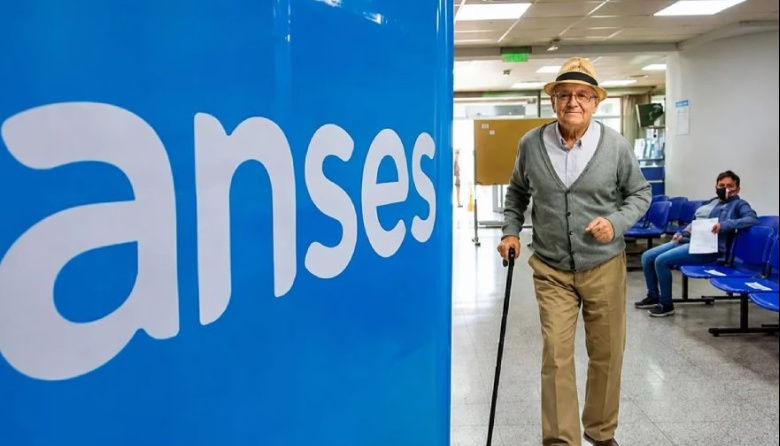 ANSES confirmó el pago del aguinaldo para jubilados: cuánto cobrarán en junio