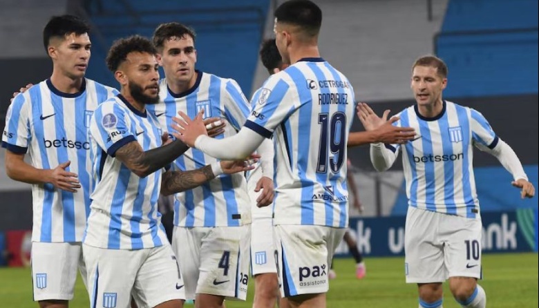 Racing cerró su participación en la Sudamericana con un triunfo ante Independiente Petrolero