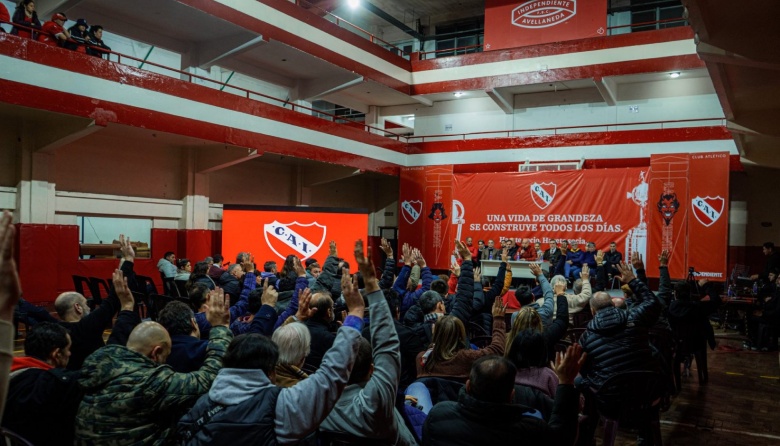Con críticas de la oposición, Independiente aprobó el presupuesto 2026/27