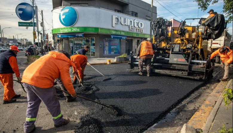Lanús Gobierno sigue con el desarrollo del plan de pavimientación 2026-2027