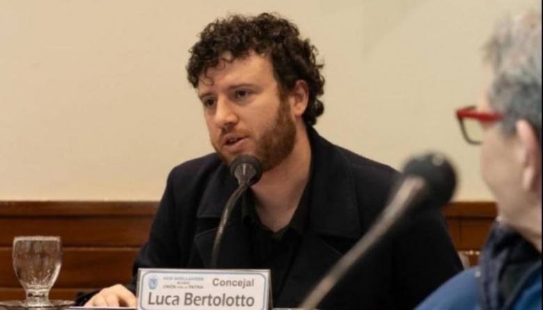 Luca Bertolotto: "Es vital que el peronismo construya una alternativa para volver a gobernar"