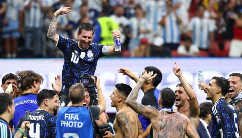 La Selección argentina venció a Inglaterra y se clasificó a la final del Mundial 2026