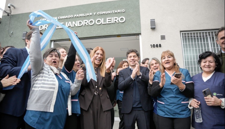 Axel Kicillof y Magdalena Sierra inauguraron un Centro de Cuidado Familiar y Comunitario en Gerli