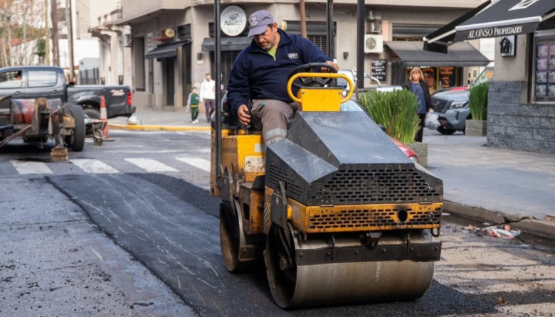 Lanús Gobierno sigue con el desarrollo del Plan de Pavimentación 2026 – 2027