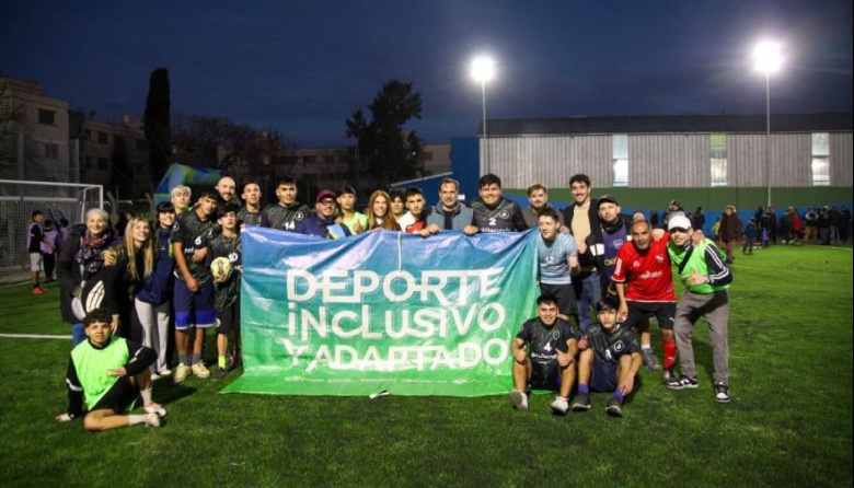 Magdalena Sierra inauguró obras en un club y en un polideportivo municipal de Villa Corina