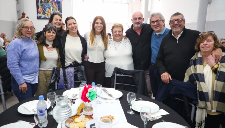 Magdalena Sierra compartió el festejo del aniversario de instituciones locales