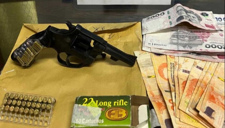 Desbaratan dos puntos de venta de droga en Avellaneda y detienen a dos sospechosos