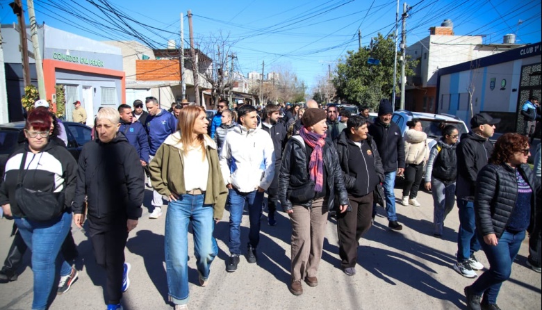 Magdalena Sierra recorrió obras de infraestructura en Villa Tranquila