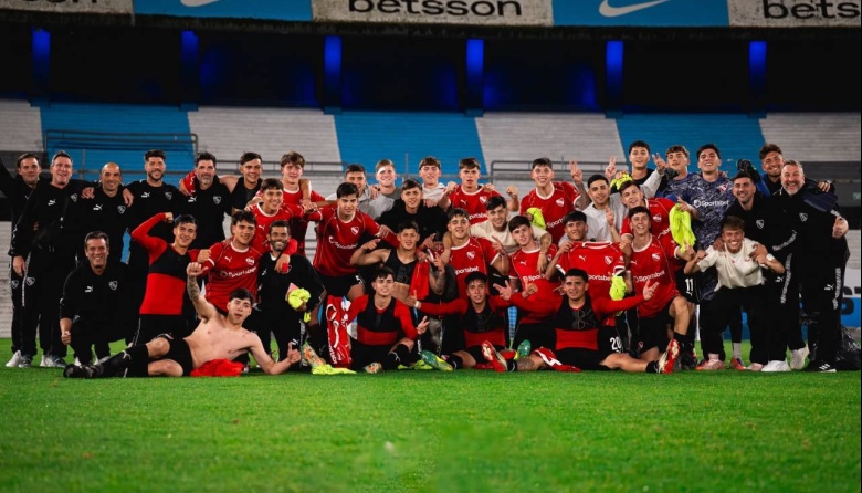 Con un gol sobre el final, Independiente venció a Racing en el clásico de Reserva