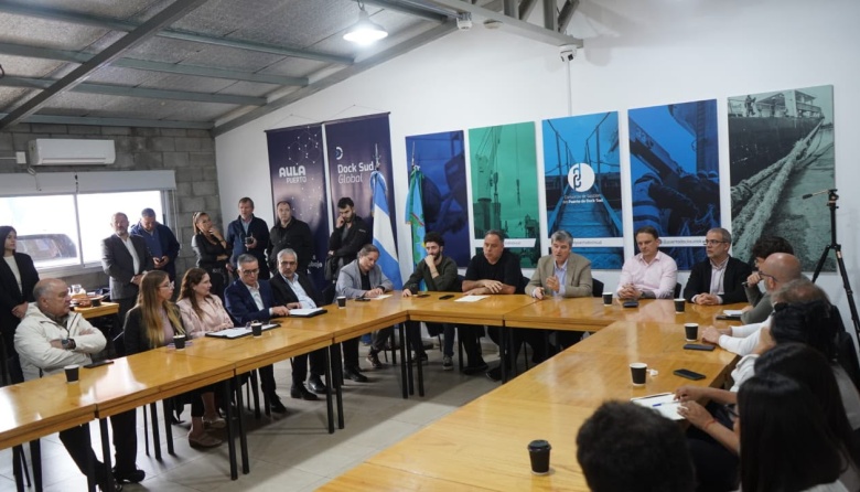 Puerto Dock Sud impulsa herramientas financieras para proyectar la producción regional al mundo