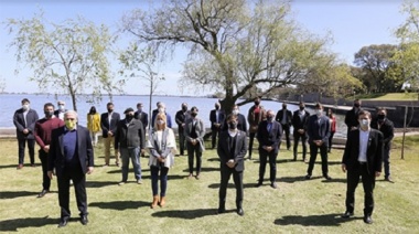 Ferraresi acompañó a Kicillof en la presentación de un plan de reactivación turística y cultural