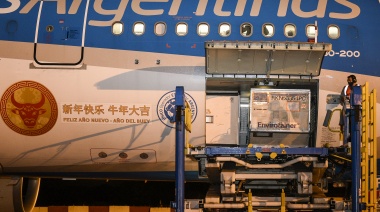 Coronavirus: llegó al país una partida de 904 mil vacunas Sinopharm, provenientes de China