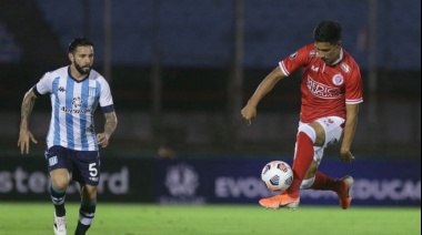Racing empató con Rentistas en el debut en la Copa Libertadores