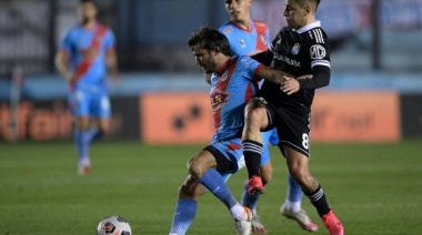 Arsenal no pudo con Sporting Cristal y se despidió de la Copa Sudamericana