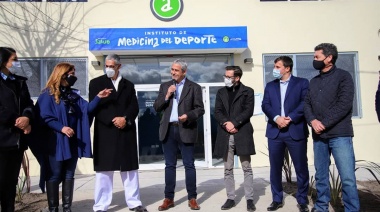 Los ministros Ferraresi y Simone inauguraron obras en edificios deportivos en Avellaneda