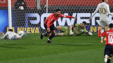 Independiente venció a Racing en el clásico de Avellaneda y es líder de la Liga Profesional