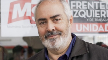 Alejandro Bodart, en un encuentro con la comunidad educativa de Avellaneda