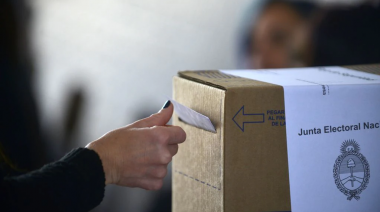 Teresa García: "En ningún caso el tipo de cierre del sobre va a anular el voto”