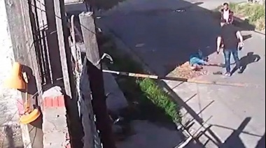 Asesinaron de un botellazo y golpes a un adolescente en Villa Diamante